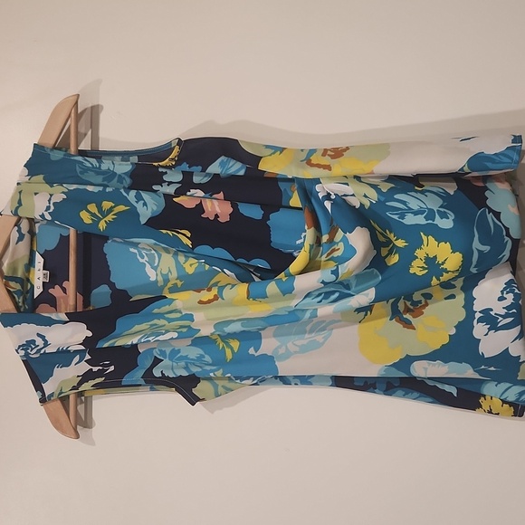 Cabi Wrap‎ Top Blue Yellow Teal White Floral V Neck Draped  sleeveless size XS - Picture 2 of 4